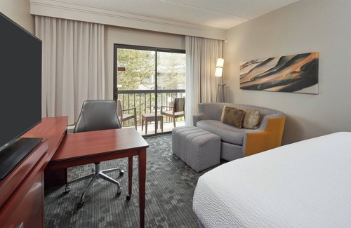 Wood Dale Hotel | Courtyard by Marriott Chicago Wood Dale