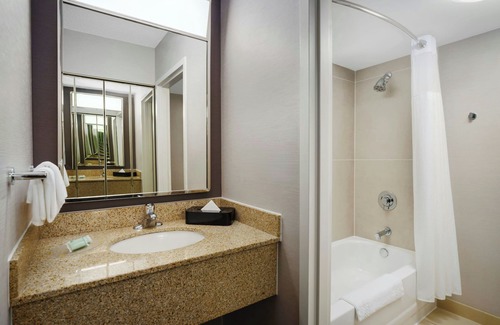 Bedford Park Hotel | Courtyard by Marriott Chicago Midway Airport
