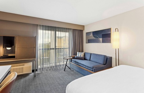 Hammond Hotel | Courtyard by Marriott Chicago Southeast/Hammond
