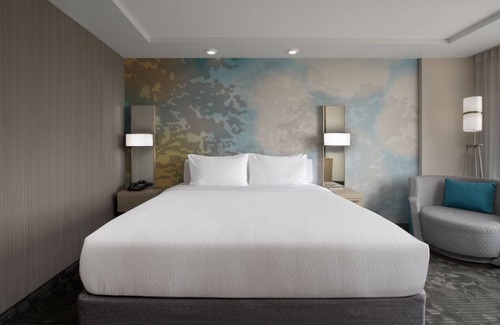 Bloomington Hotel | Courtyard by Marriott Edina Bloomington