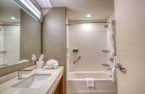 Fargo Hotel | Courtyard by Marriott Fargo