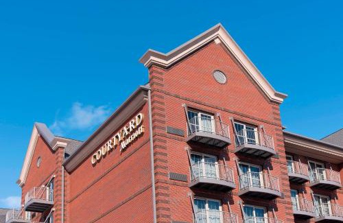 Holland Hotel | Courtyard by Marriott Holland Downtown