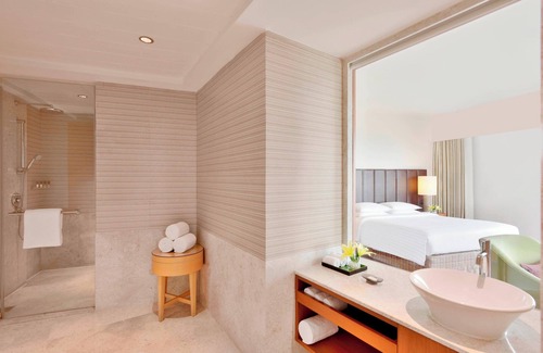 Hyderabad Hotel | Courtyard by Marriott Hyderabad