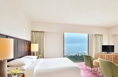 Hyderabad Hotel | Courtyard by Marriott Hyderabad
