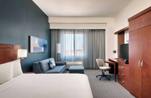 Downtown Lincoln Hotel | Courtyard by Marriott Lincoln Downtown