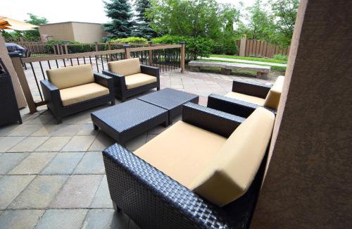 Northeast Mississauga Hotel | Courtyard by Marriott Mississauga-Airport Corporate Centre West