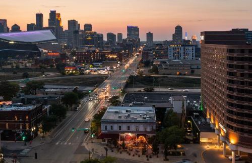 Downtown Minneapolis Hotel | Courtyard by Marriott Minneapolis Downtown