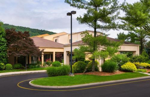 Mahwah Hotel | Courtyard by Marriott Mahwah