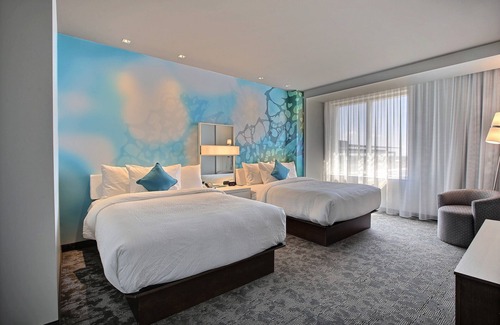 Brossard Hotel | Courtyard by Marriott Montreal Brossard