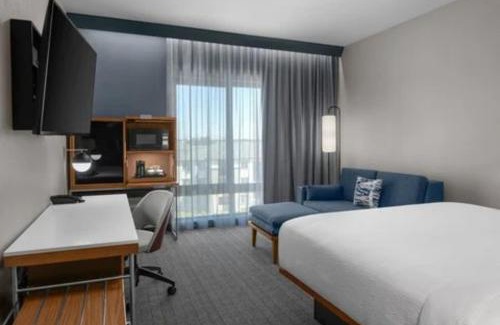 Modesto Hotel | Courtyard by Marriott Modesto North