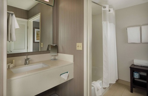 Orange Hotel | Courtyard by Marriott New Haven Orange-Milford