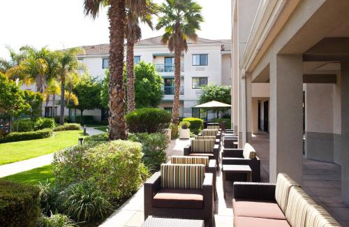 Oakland Hotel | Courtyard by Marriott Oakland Airport