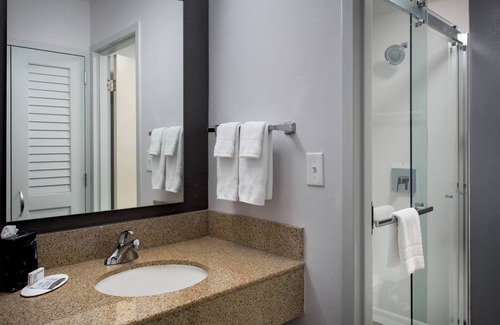 Rockville Hotel | Courtyard by Marriott Rockville