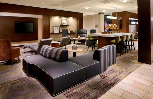 Far North Central Hotel | Courtyard by Marriott San Antonio Six Flags at The RIM