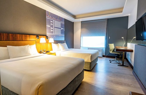 Pudahuel Hotel | Courtyard by Marriott Santiago Airport