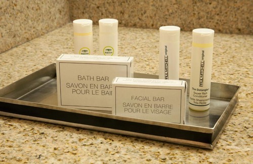 Northwest Bellevue Hotel | Courtyard by Marriott Seattle Bellevue/Downtown