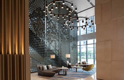 Lougang Hotel | Courtyard by Marriott Shenzhen Bao'an