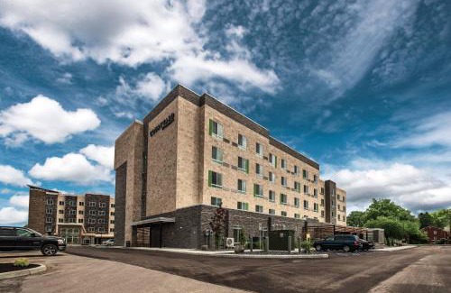 Toledo Hotel | Courtyard by Marriott Toledo West