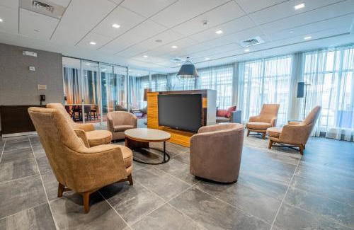 Toledo Hotel | Courtyard by Marriott Toledo West
