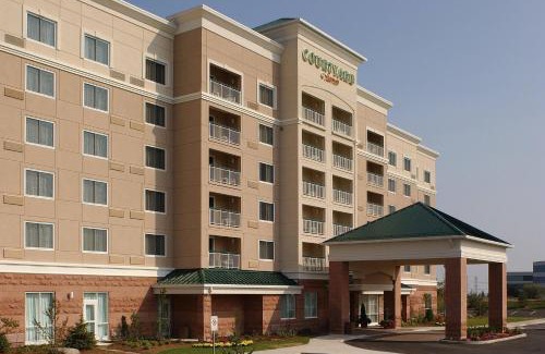 Thornhill Hotel | Courtyard by Marriott Toronto Markham