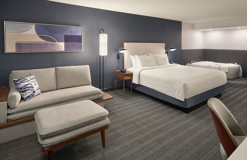 Thornhill Hotel | Courtyard by Marriott Toronto Markham