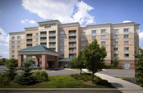 Vaughan Hotel | Courtyard by Marriott Toronto Vaughan
