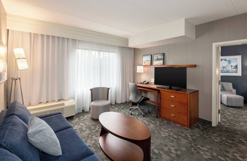 Arcola Hotel | Courtyard by Marriott Philadelphia Valley Forge/Collegeville