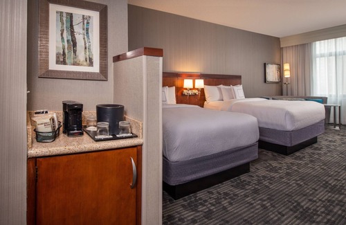 Gaithersburg Hotel | Courtyard by Marriott Gaithersburg Washingtonian Center