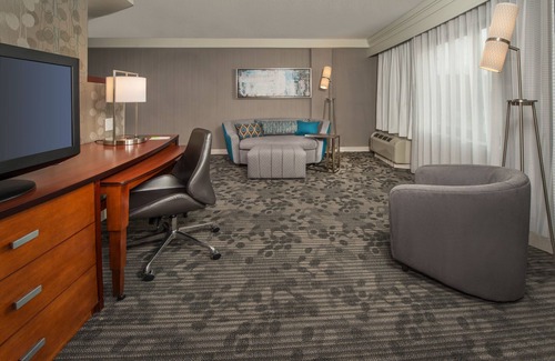 Gaithersburg Hotel | Courtyard by Marriott Gaithersburg Washingtonian Center