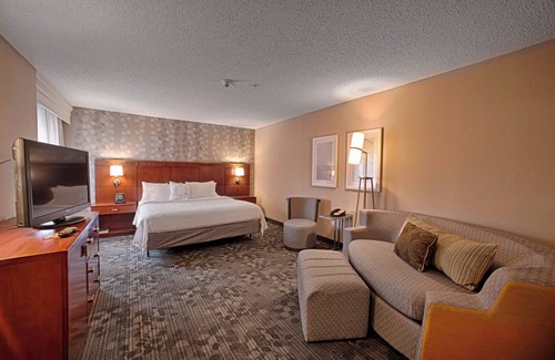 Wall Township Hotel | Courtyard by Marriott Wall at Monmouth Shores Corporate Park