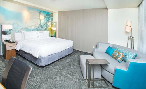 Redwood City Hotel | Courtyard by Marriott Redwood City