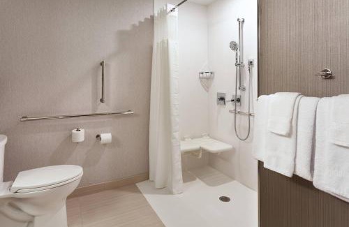 Winter Haven Hotel | Courtyard by Marriott Winter Haven