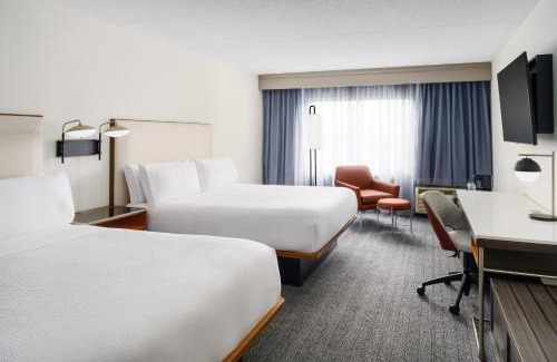 Bedford Park Hotel | Courtyard Chicago Midway Airport