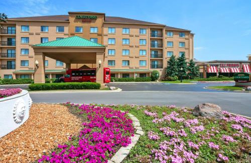 Bedford Park Hotel | Courtyard Chicago Midway Airport