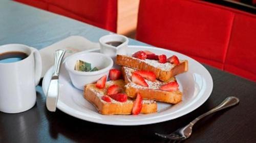 Des Plaines Hotel | Courtyard Chicago O'Hare