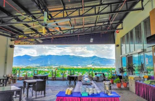 Kota Kinabalu Hotel | Courtyard Hotel 1Borneo