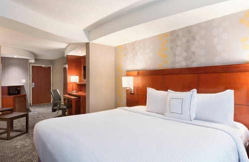 Crossroad Park Hotel | Courtyard Kalamazoo Portage