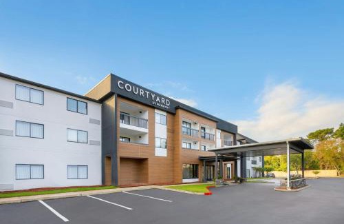 Mobile Hotel | Courtyard Mobile