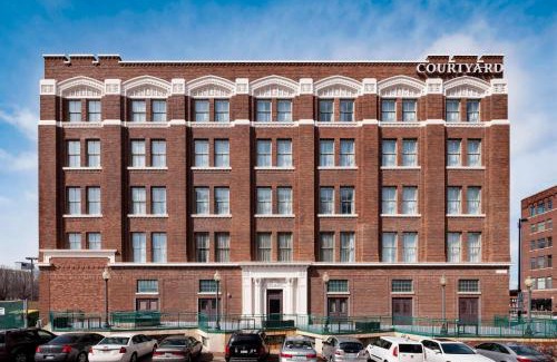 Downtown Omaha Hotel | Courtyard Omaha Downtown/Old Market Area