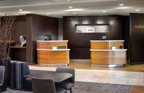 Bridgeton Hotel | Courtyard St. Louis Airport/Earth City