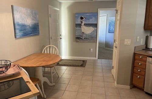 Sabal Chase Villa | Courtyard Villa 2BR/2BA in Sabal Chase w/cable & wifi - Location!