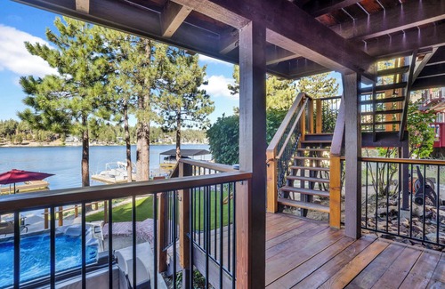 Boulder Bay Cabin | Cove Lakefront Chalet #2098