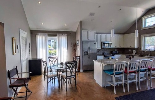 Upper Blandford Cottage | Cove's Mooring -Near Chester NS - Deep Cove -Hubbards