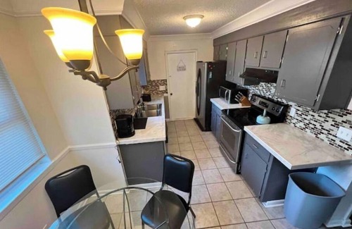 Northwest Pensacola House | CoVeraBnB- Helping YOU find Relaxation
