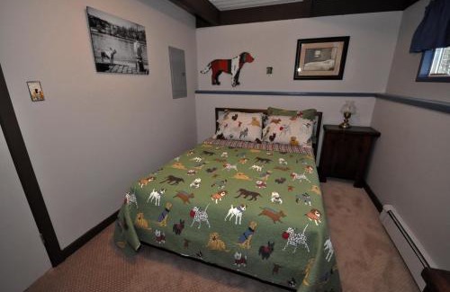Bartlett House | Covered Bridge Chalet