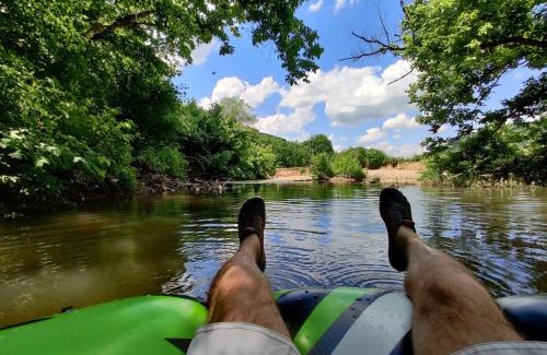 Stanton House | Covered Bridge Tiny Home Bus On The Water In Rrg