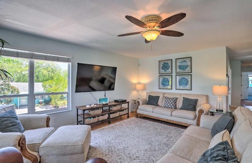 Bradenton Beach House | Covered Deck and Bay Views Bradenton Beach Abode!