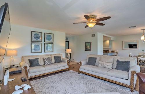 Bradenton Beach House | Covered Deck and Bay Views Bradenton Beach Abode!