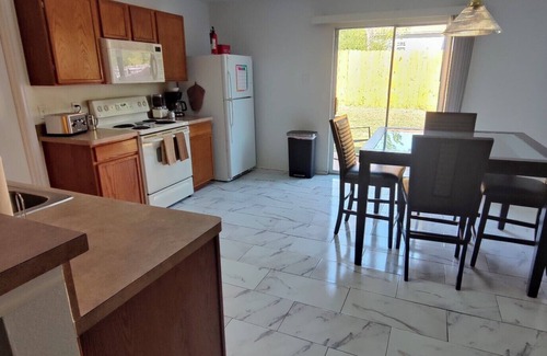 Dallas House | Covered in blessings,Charming 3-bedroom house with WiFi, AC in enchanting