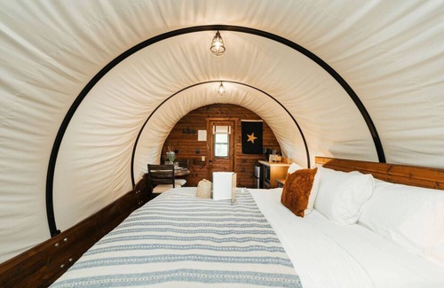 Branson Other | Covered Wagon on Real Ranch | Trails, Kayaks, & Animals- Lone Star Conestoga Wagon